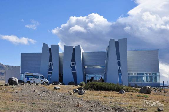 O moderno prédio do Glaciarium, perto de El Calafate, no sul da Argentina